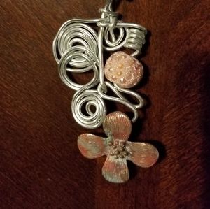 Large gauge wire neck cuff